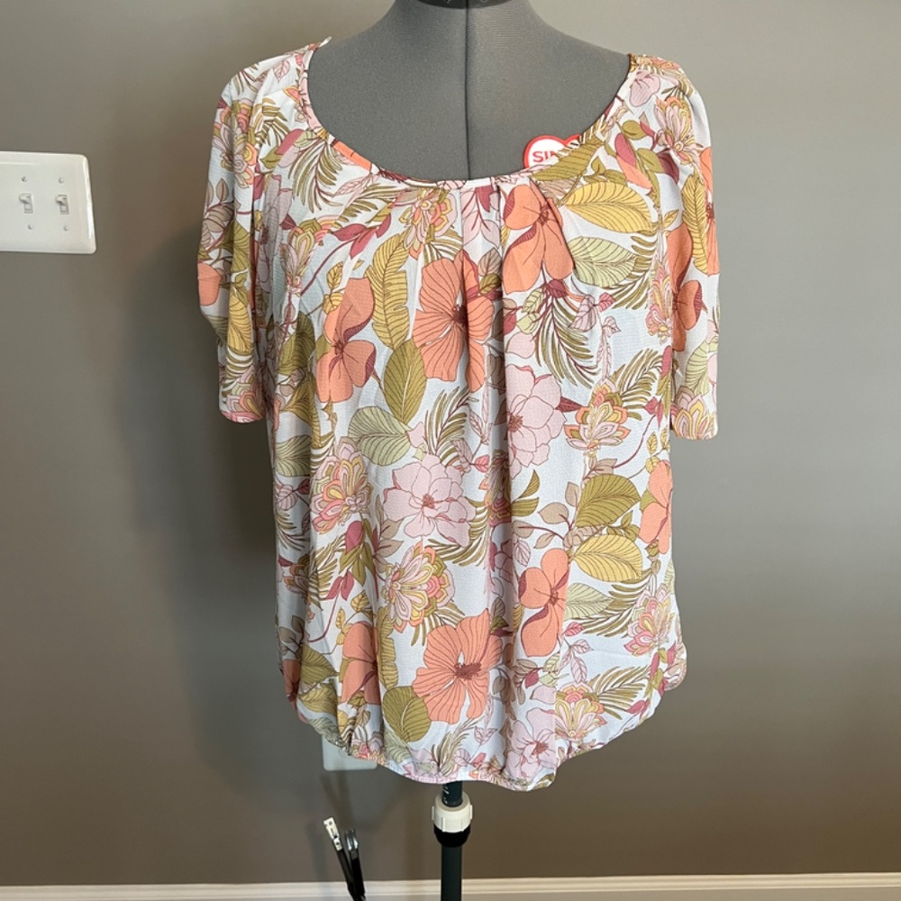 Sara Michelle Blouse
